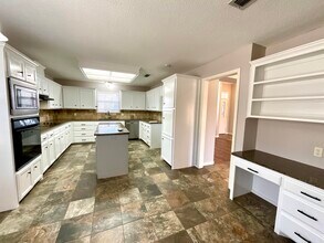 209 Sooner St in Wolfforth, TX - Building Photo - Building Photo