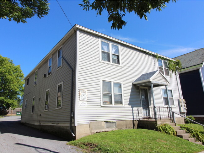 224 Pine St in Burlington, VT - Building Photo - Building Photo