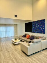 8224 SW 163rd Ct in Miami, FL - Foto de edificio - Building Photo