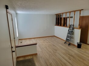 424 Heritage Cir, Unit 424 Heritage Circle in Bucyrus, OH - Foto de edificio - Building Photo