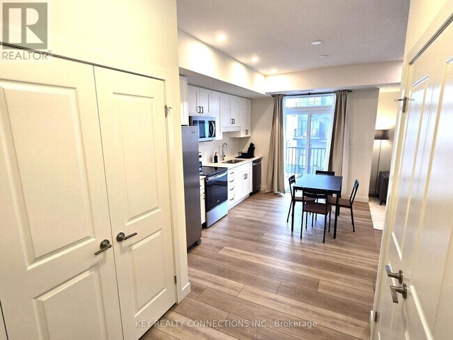 405 Myers Rd in Cambridge, ON - Building Photo - Building Photo