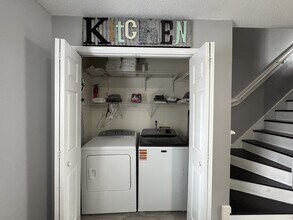 205 Pinegrove Ct in Jacksonville, NC - Building Photo - Building Photo