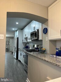 2549 Shields St photo'