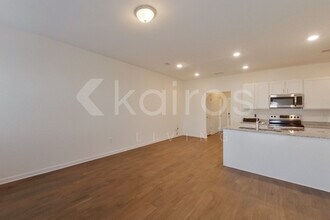 226 Long Is Dr in Cartersville, GA - Foto de edificio - Building Photo