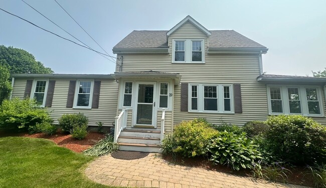property at 19 Neck Rd