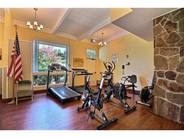 14225 Lora Dr in Los Gatos, CA - Building Photo