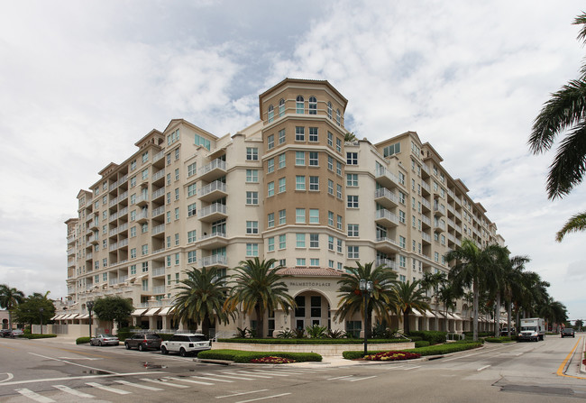 Palmetto Place in Boca Raton, FL - Foto de edificio - Building Photo