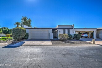 8647 E Devonshire Ave in Scottsdale, AZ - Building Photo - Building Photo