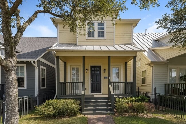 property at 8724 Kempwood Dr