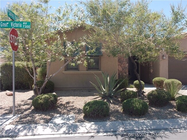 7385 Great Victoria Ave in Las Vegas, NV - Building Photo - Building Photo