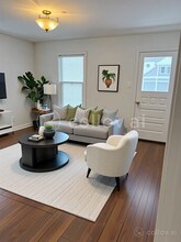 82 Woodbine St, Unit 2nd floor in Torrington, CT - Foto de edificio - Building Photo