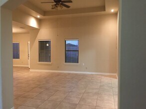 608 Waxwing Cedar Drive in Laredo, TX - Building Photo - Building Photo
