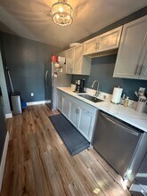 123 White St in Eatontown, NJ - Foto de edificio - Building Photo