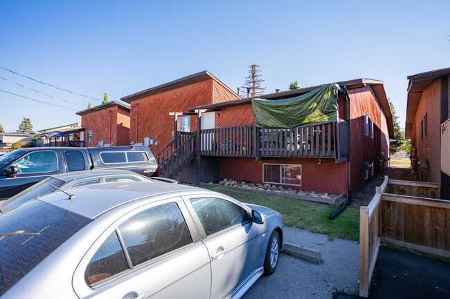 4607 73 St NW in Calgary, AB - Building Photo - Building Photo
