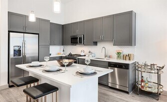 180 Malone St in Houston, TX - Building Photo