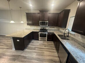 2495 Barnesville Rd in Griffin, GA - Building Photo - Building Photo