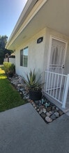 204 W Duell St in Glendora, CA - Foto de edificio - Building Photo
