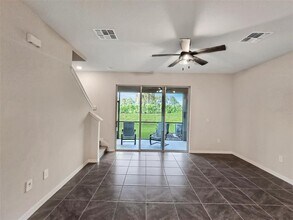17688 Crescent Moon Lp in Lakewood Ranch, FL - Building Photo - Building Photo