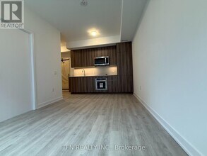 15 Richardson St in Toronto, ON - Building Photo - Building Photo