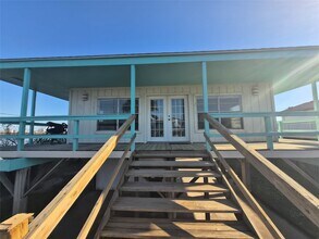 3726 Concho Key in Galveston, TX - Building Photo - Building Photo