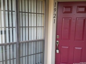 11839 Parliament Dr in San Antonio, TX - Building Photo - Building Photo