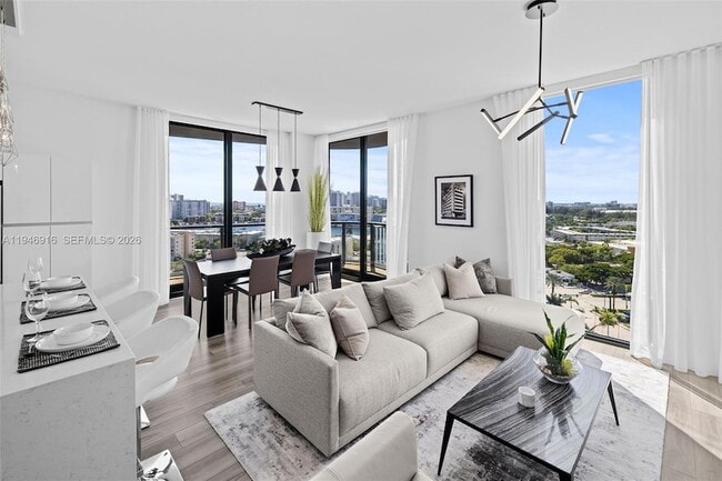 101 Diplomat Pkwy, Unit 0810 in Hallandale Beach, FL - Foto de edificio - Building Photo