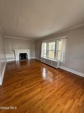 1960 Eastern Pkwy in Schenectady, NY - Building Photo - Building Photo