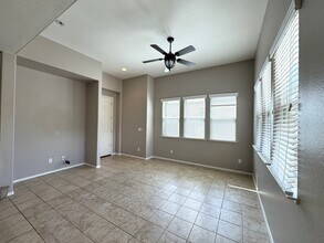 4060 Trenton Ave in Clovis, CA - Building Photo - Building Photo