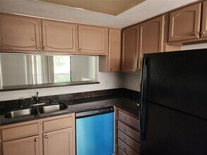 4551 N O'Connor Rd in Irving, TX - Building Photo - Building Photo