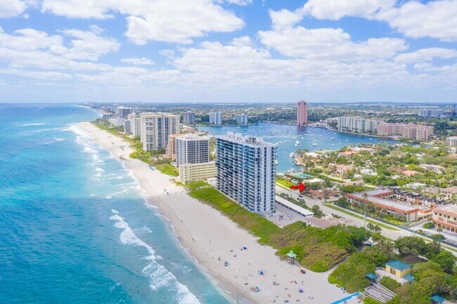 247 S Ocean Blvd in Boca Raton, FL - Building Photo - Building Photo