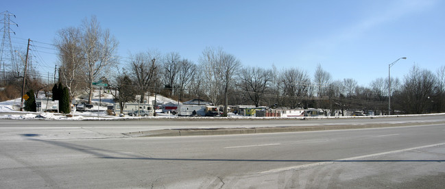 Madison Mobile Home Community in Indianapolis, IN - Building Photo - Building Photo