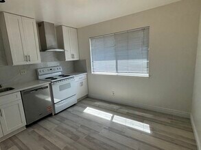 643 Bolton Ct, Unit Unit#4 in San Jose, CA - Building Photo - Building Photo