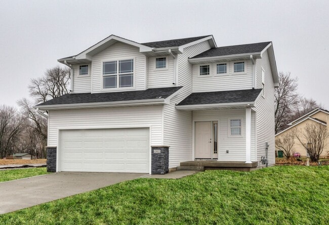 property at 1620 Bennetts Way NW