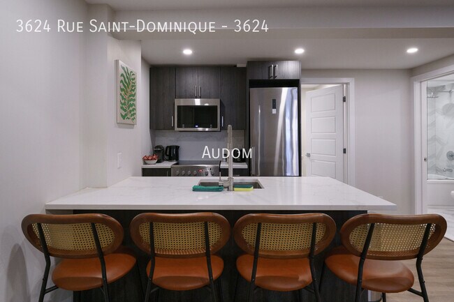 3624 Rue Saint-Dominique in Montréal, QC - Building Photo - Building Photo