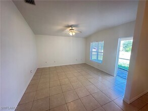 246 Peerless St in Lehigh Acres, FL - Building Photo - Building Photo