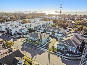 406 Finn Wy in Dunedin, FL - Building Photo - Building Photo