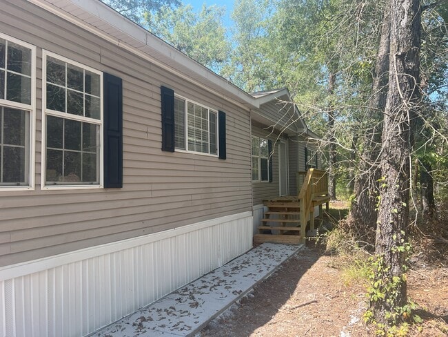 property at 489 Windwood Dr