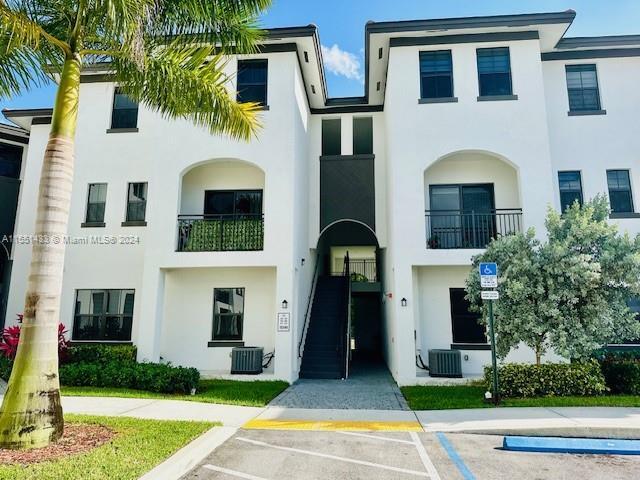 15540 SW 136th St, Unit 15540 in Miami, FL - Building Photo - Building Photo