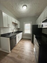 933 E Whittier St in Columbus, OH - Building Photo - Building Photo
