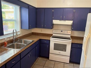 2172 NE Pelican Terrace in Jensen Beach, FL - Building Photo - Building Photo