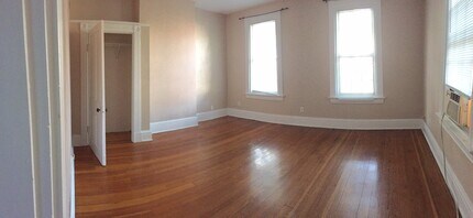 409 Warner St in Cincinnati, OH - Building Photo - Building Photo