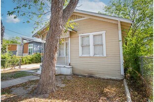610 Belmont in San Antonio, TX - Building Photo