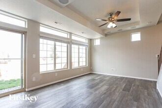 10074 Zeno St in Commerce City, CO - Foto de edificio - Building Photo