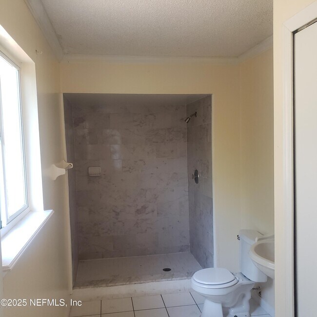 2359 Justin Rd E in Jacksonville, FL - Building Photo - Building Photo