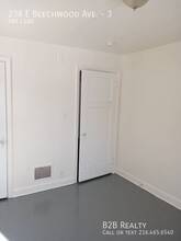 238 E Beechwood Ave in Dayton, OH - Building Photo - Building Photo