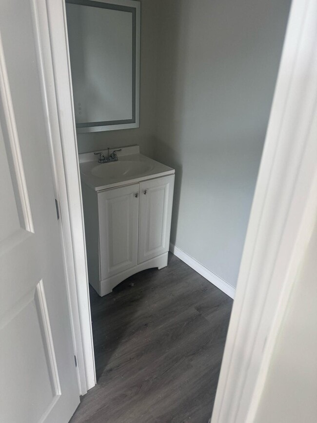 22 Wakefield St in West Warwick, RI - Building Photo - Building Photo