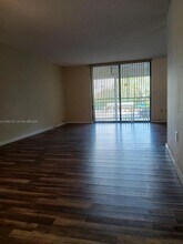 1300 St Charles Pl in Pembroke Pines, FL - Building Photo - Building Photo