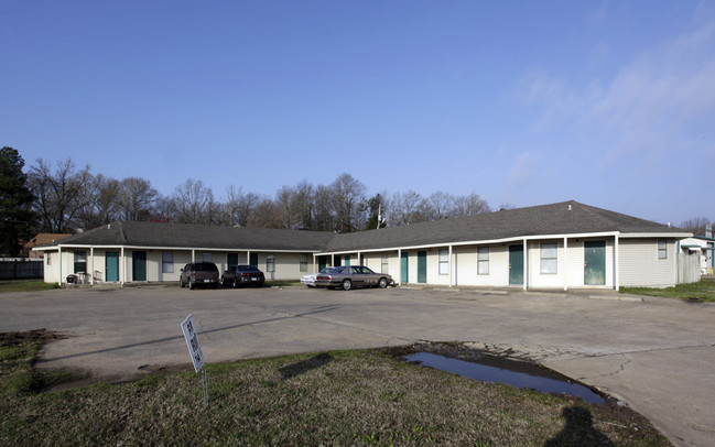 801 S Redmond Rd in Jacksonville, AR - Building Photo - Building Photo