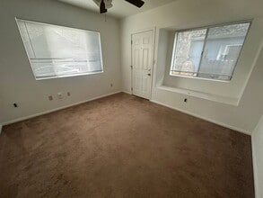 2812 C St in Sacramento, CA - Building Photo - Building Photo