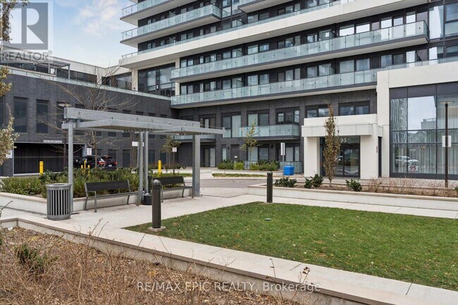 95 Oneida Crescent in Richmond Hill, ON - Building Photo - Building Photo